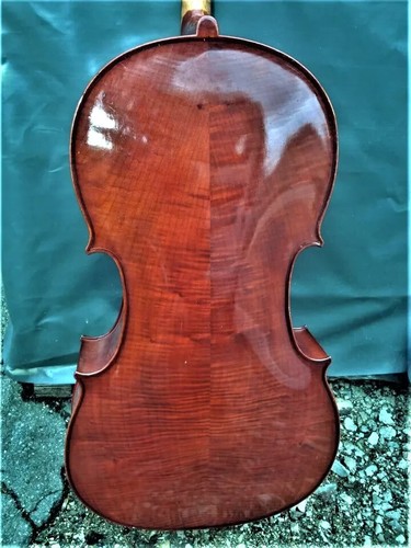 Cello l maussiell - "l.,